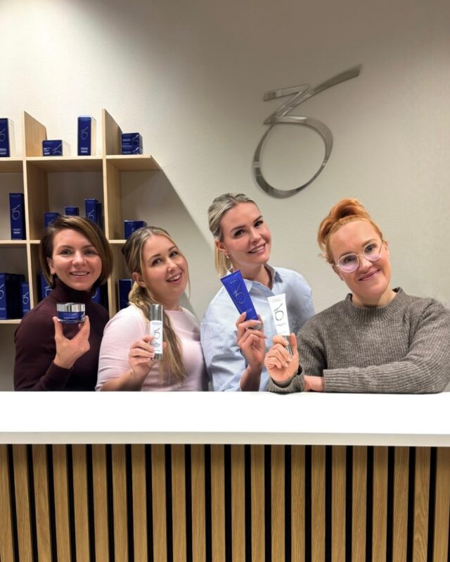 ✨ ARVONTA ✨20.1 Firm Medical Span tiimi osallistui ZO Skin Health -koulutukseen – ja lähdimme sieltä täynnä inspiraatiota ja intoa kehittää ihohoitojamme entisestään. Kiitokseksi teille haluamme juhlistaa matkaa kohti 2000 seuraajaa upealla arvonnalla!🎁 Palkintona:
ZO Skin Health GSR Kit & ZO Skin Health AOX Serum!!Näillä tuotteilla tuet ihon uusiutumista, hehkua ja suojaa – täydellinen yhdistelmä talvi- ja kevätihoitoon.Osallistu näin:
⭐ Seuraa @firmmedicalspa
⭐ Tykkää tästä julkaisusta
⭐ Kommentoi alle ja merkitse ystävä, joka rakastaa laadukasta ihonhoitoaArvonta päättyy 13.2. ja voittajalle ilmoitetaan henkilökohtaisesti.
Tavoitteena 2000 seuraajaa – kiitos kun olet mukana matkassa. 🤍#firmmedicalspa #zoskinhealth #arvonta #ihonhoito #aoxserum #gsrkit #kilpailu #skincarefinland