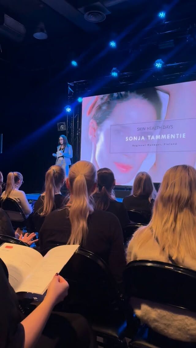 Tänään koulutuspäivä Skin Health Days Helsingin Korjaamolla Firmin tiimillä.Mielenkiintoinen katsaus Profhilo tuotesarjaan kemistin silmin. Kiitos järjestelyistä @ibsa_derma_nordic 💛